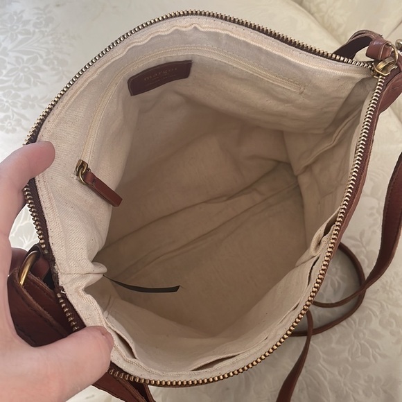 Brand New Margot Genuine Leather Leah Hobo Zip Crossbody Purse Adjustable Strap - Picture 13 of 16